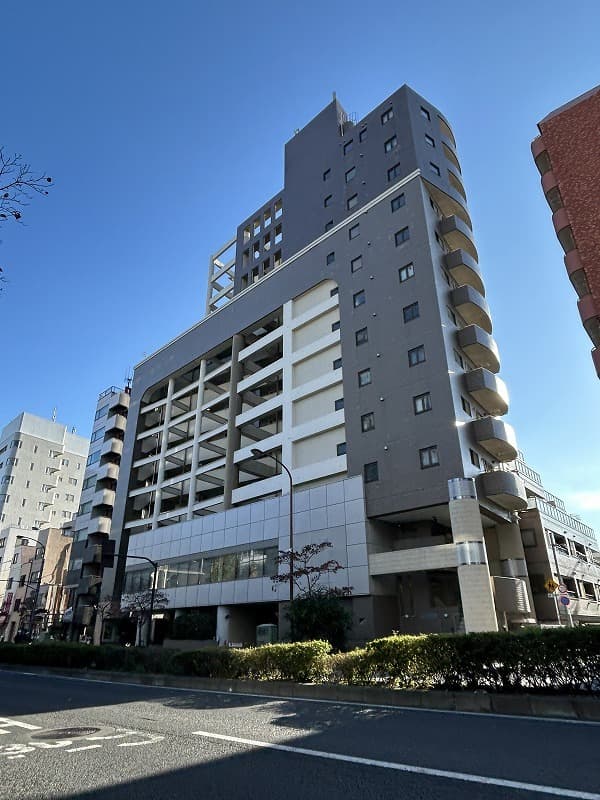 コロネード春日 外観